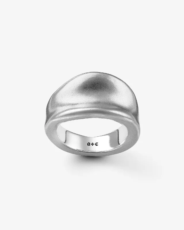 Amon Ring