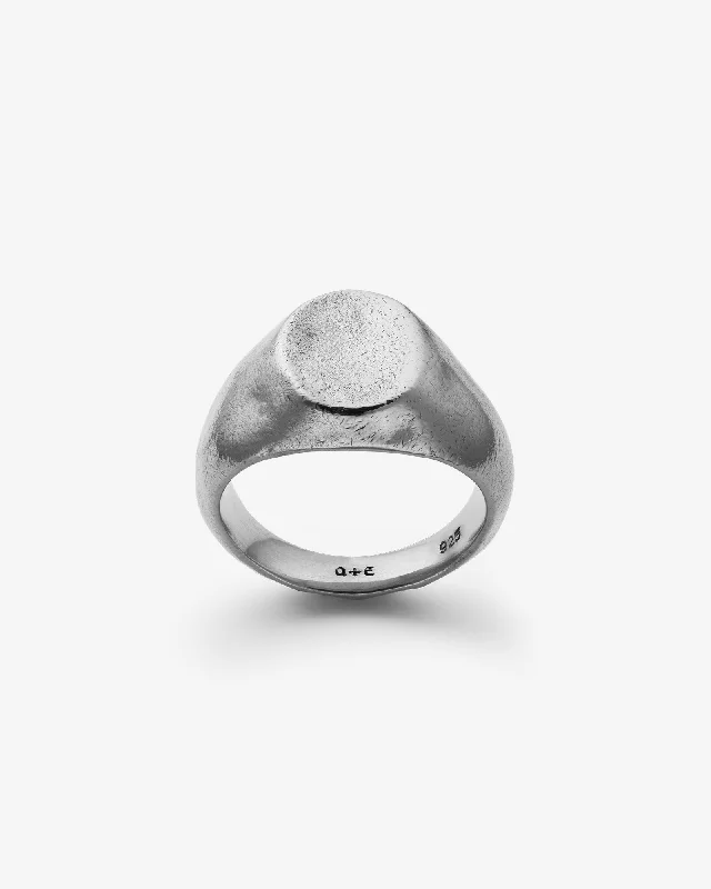 Ode Signet Ring